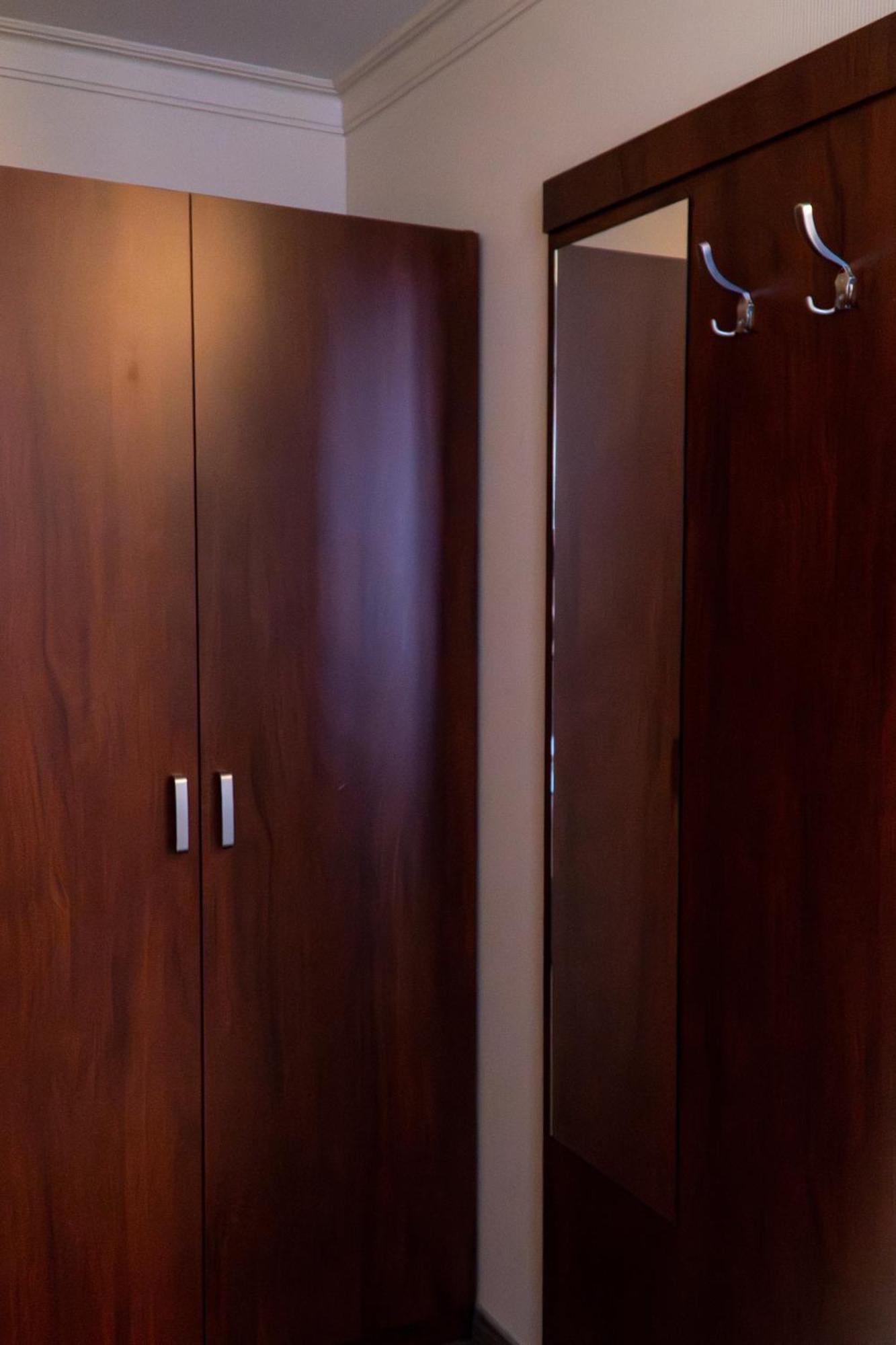 Nad Borkiem Hotel Kosarzyn  Ngoại thất bức ảnh