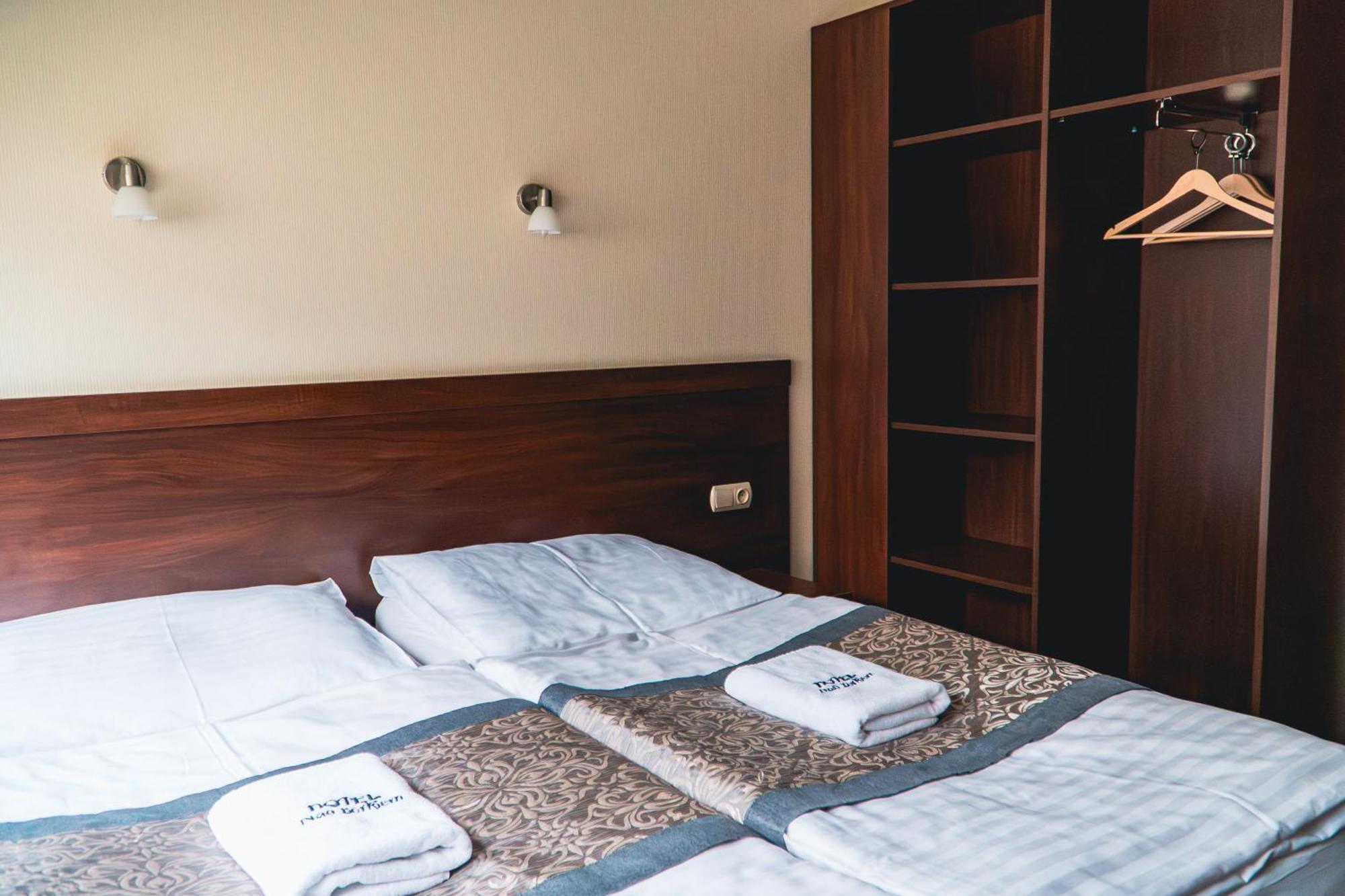 Nad Borkiem Hotel Kosarzyn  Ngoại thất bức ảnh